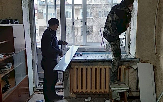 Установка тёплого балконного блока и раздвижного балкона 1