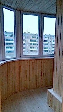Установка радиального балкона с обшивкой