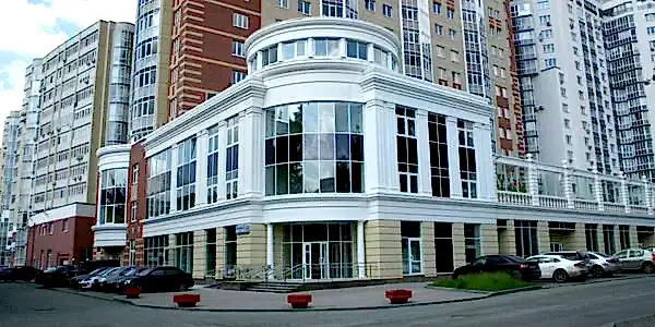 Остекленный фасад